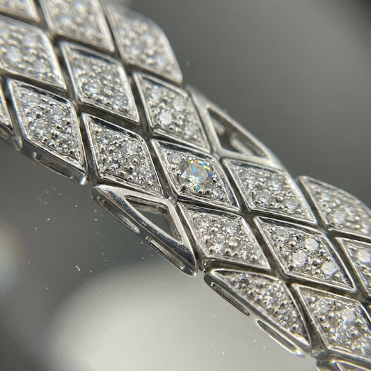 The Prism Lattice Statement Link Bracelet