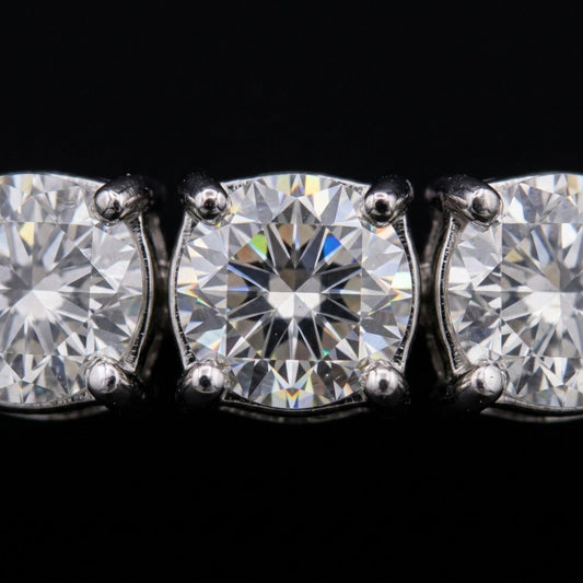 Round Four-Prong CZ Tennis Bracelet In White Gold With Box Clasp Closure